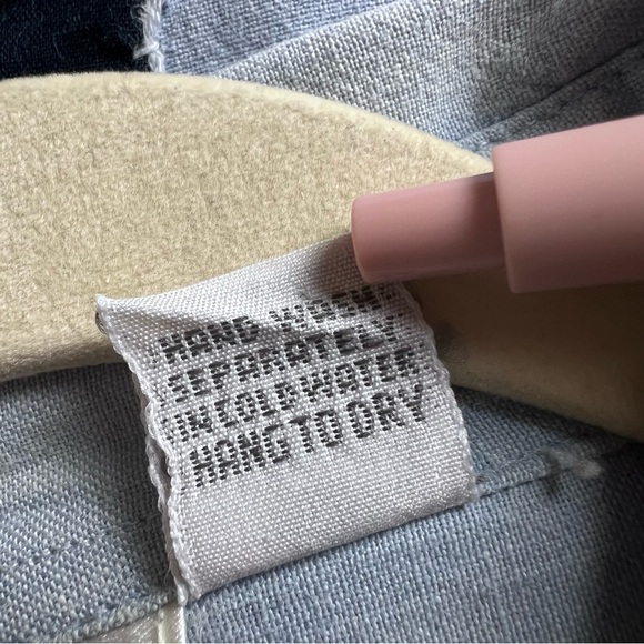 Passports Of Pier 1 Imports Vintage Chambray Button Up Animal Appliqués Size S - Picture 9 of 15